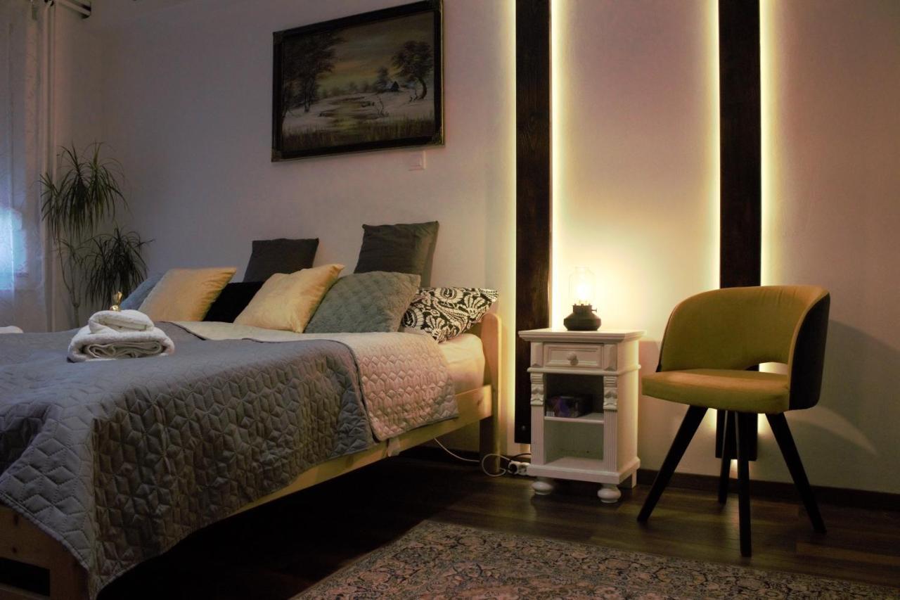 Kishaz Apartman Eger Exterior photo