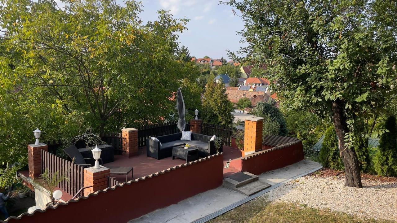 Kishaz Apartman Eger Exterior photo