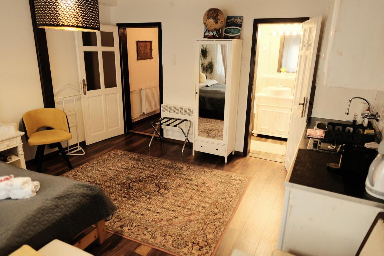 Kishaz Apartman Eger Exterior photo