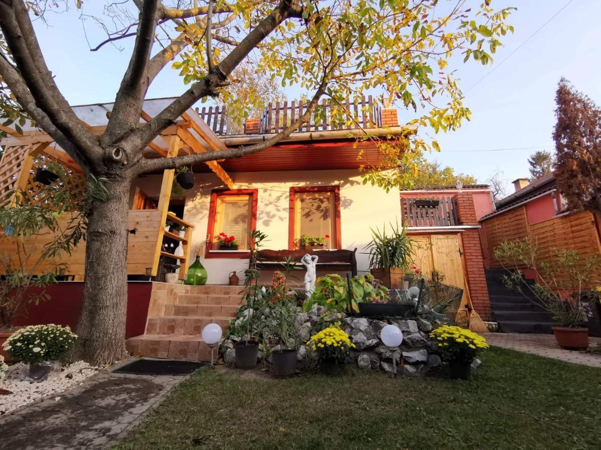 Kishaz Apartman Eger Exterior photo